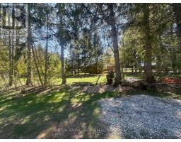 14 MACTAVESH CRESCENT - 4