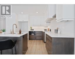 64 POSTMA CRESCENT - 10