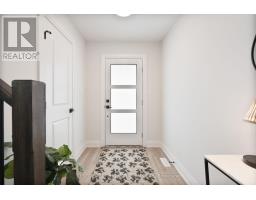 64 POSTMA CRESCENT - 2