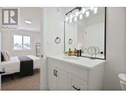 64 POSTMA CRESCENT - 23