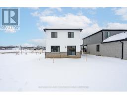 64 POSTMA CRESCENT - 31