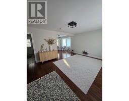 93 CAYUGA CRESCENT - 4