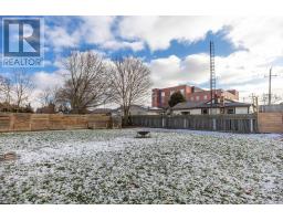 81 DUNKIRK DRIVE N - 6