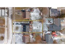 81 DUNKIRK DRIVE N - 9