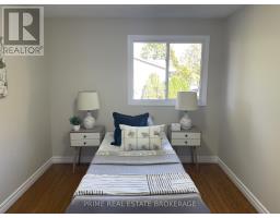 35 WATERMAN AVENUE - 31