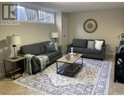 35 WATERMAN AVENUE - 33