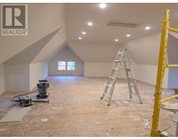 555 ERIE STREET - 27