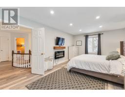 1213 WAYNE COURT - 35