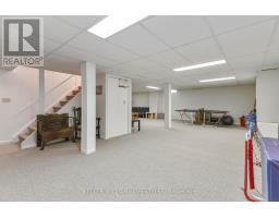 1213 WAYNE COURT - 40