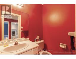 3 - 1025 BROUGH STREET - 27