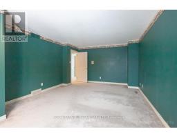 3 - 1025 BROUGH STREET - 34