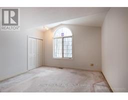 3 - 1025 BROUGH STREET - 36