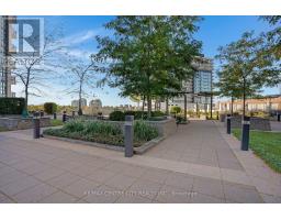 1009 - 144 PARK STREET - 40