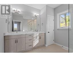 218 SNYDERS AVENUE - 16