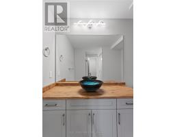 218 SNYDERS AVENUE - 26