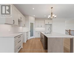 218 SNYDERS AVENUE - 4