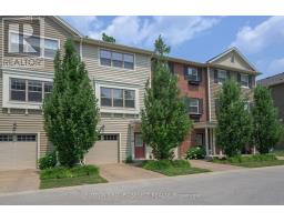 43 - 1040 CORONATION DRIVE - 2