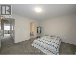 43 - 1040 CORONATION DRIVE - 20