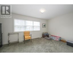 43 - 1040 CORONATION DRIVE - 24