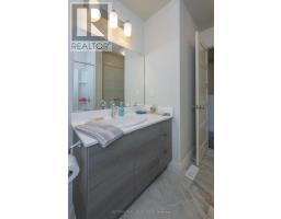 43 - 1040 CORONATION DRIVE - 28