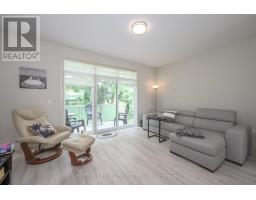 43 - 1040 CORONATION DRIVE - 7