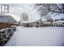 3 KENDALL COURT - 33