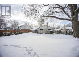 3 KENDALL COURT - 36