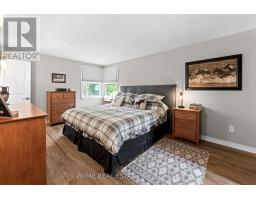 3304 CROMARTY DRIVE - 24