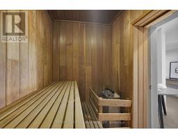 878 RIVERSIDE DRIVE - 32