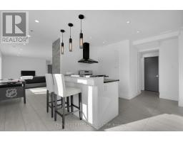 878 RIVERSIDE DRIVE - 35