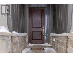 2 - 1375 WHETHERFIELD STREET - 33