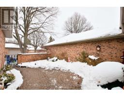 37 - 1443 COMMISSIONERS ROAD W - 3