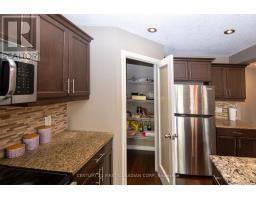 3399 EMILYCARR LANE S - 13