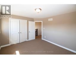 3399 EMILYCARR LANE S - 35