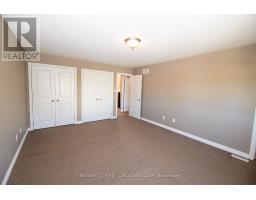 3399 EMILYCARR LANE S - 40