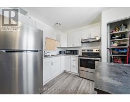 141 SIMCOE STREET - 10