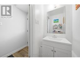 141 SIMCOE STREET - 12