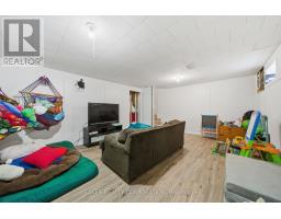 141 SIMCOE STREET - 24