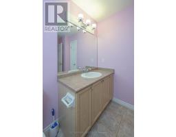 10 - 1241 BEAVERBROOK AVENUE - 20