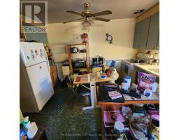 360 STRATTON DRIVE - 15