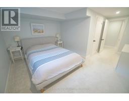 7 METAMORA CRESCENT - 34