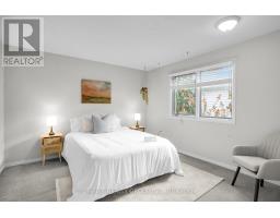 24 PARKVIEW CRESCENT - 13