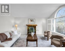 24 PARKVIEW CRESCENT - 7