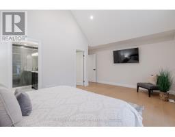 6343 HEATHWOODS AVENUE - 18