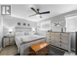 18 - 166 SOUTHDALE ROAD W - 12