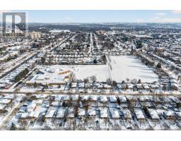 566 SOUTHDALE ROAD E - 15