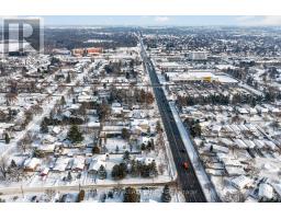 566 SOUTHDALE ROAD E - 28