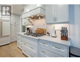 46 FOXBOROUGH GROVE - 13