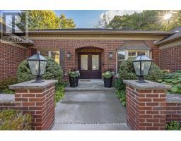 46 FOXBOROUGH GROVE - 2