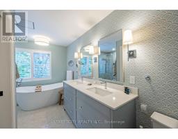 46 FOXBOROUGH GROVE - 25